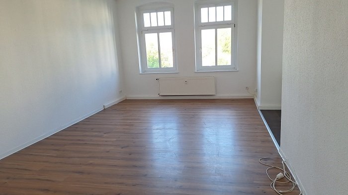 4 Raumwohnung mit Balkon und geräumigen Wohnzimmer inkl. EBK