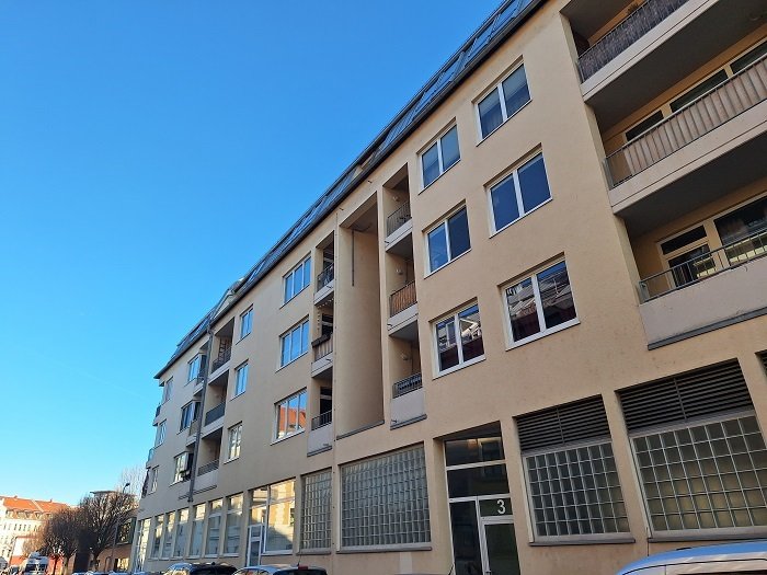 Exklusive 3 Raumwohnung mit 2 Balkonen in wunderbarer Lage 