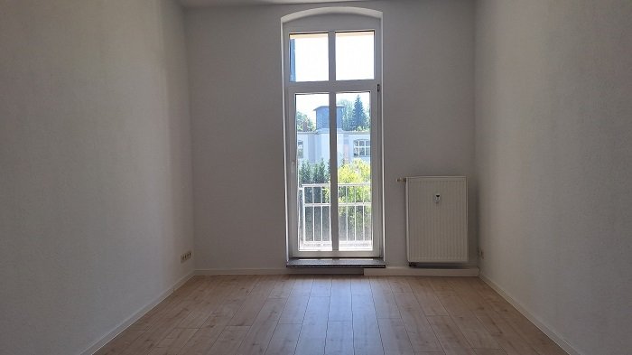großzügige 3 Raumwohnung mit Balkon und Schlafzimmer hofseitig