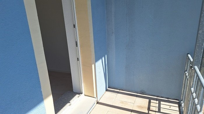 großzügige 3 Raumwohnung mit Balkon und Schlafzimmer hofseitig