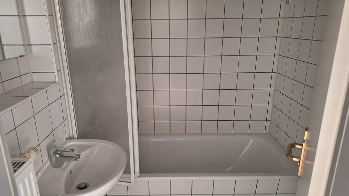 großzügige 3 Raumwohnung mit Balkon und Schlafzimmer hofseitig