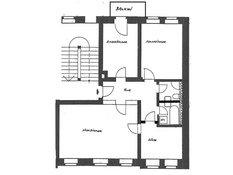 großzügige 3 Raumwohnung mit Balkon und Schlafzimmer hofseitig