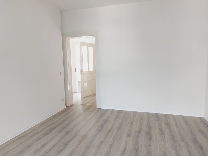 Hier bauen wir nur für Sie ! 2 Raumwohnung mit Balkon - Musterbilder