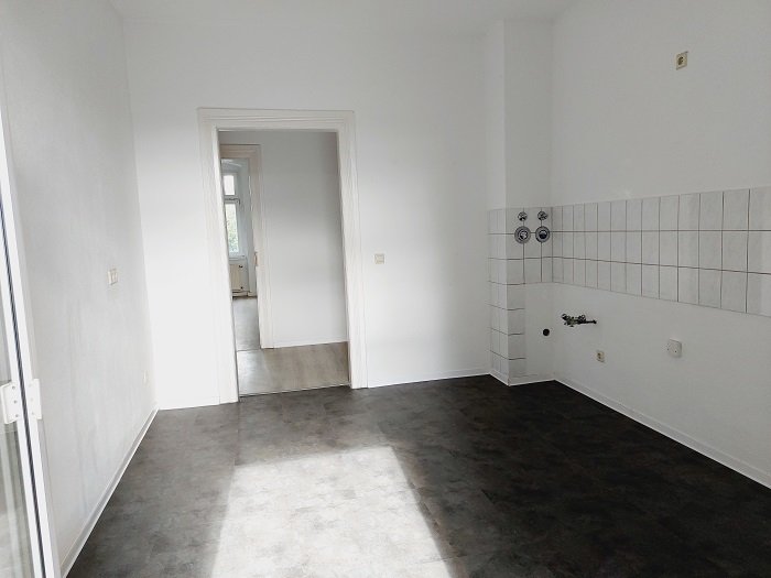 Hier bauen wir nur für Sie ! 2 Raumwohnung mit Balkon - Musterbilder