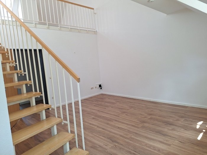 Exklusive Dachgeschoss Maisonette mit toller EBK und Lift