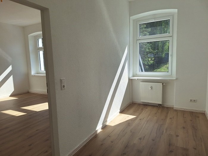 Familienwohnung mit 3,5 Zimmern und 2 Bädern - frisch hergerichtet!
