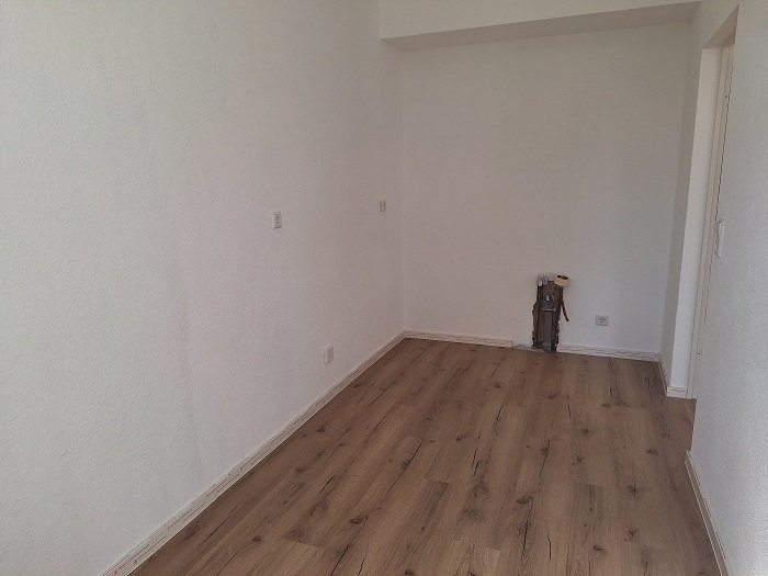 Familienwohnung mit 3,5 Zimmern und 2 Bädern - frisch hergerichtet!