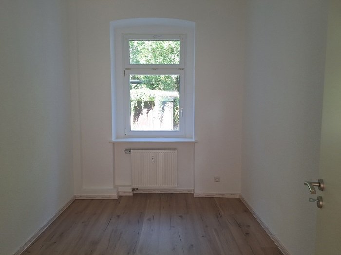 Familienwohnung mit 3,5 Zimmern und 2 Bädern - frisch hergerichtet!