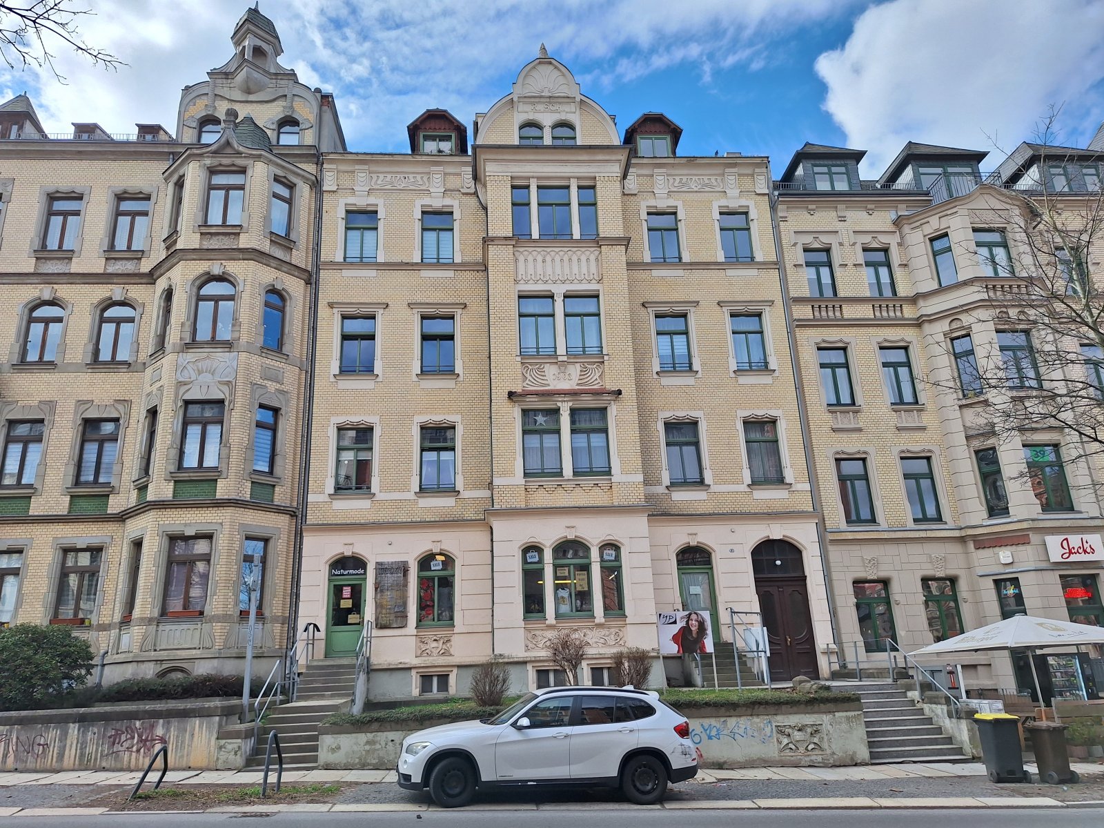 wunderbare 3 Raumwohnung mit Balkon und Ankleideraum