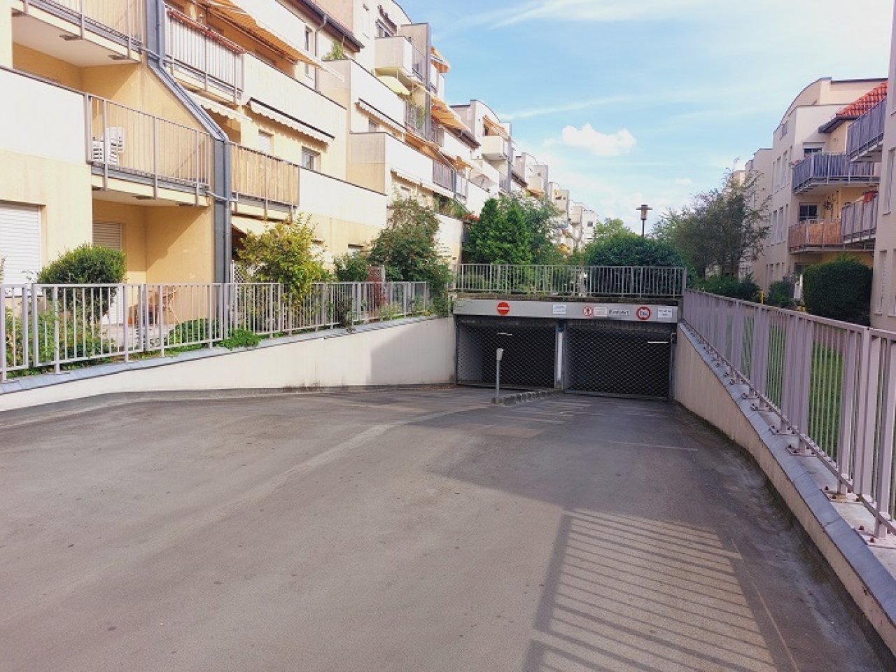Zufahrt Tiefgarage Zufahrt Tiefgarage