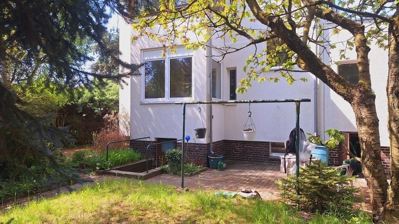 Hausansicht vom Garten aus Hausansicht vom Garten aus